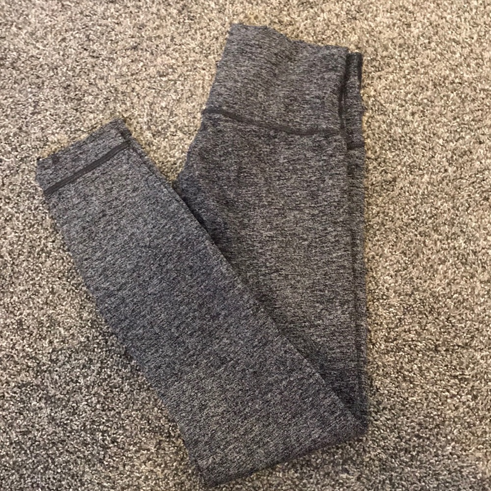 lululemon gently used grey leggings!